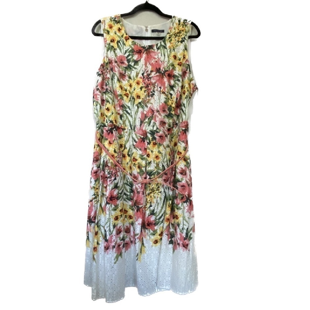 NWT - Tommy Hilfiger Floral Dress with Coral Belt, Size 16W